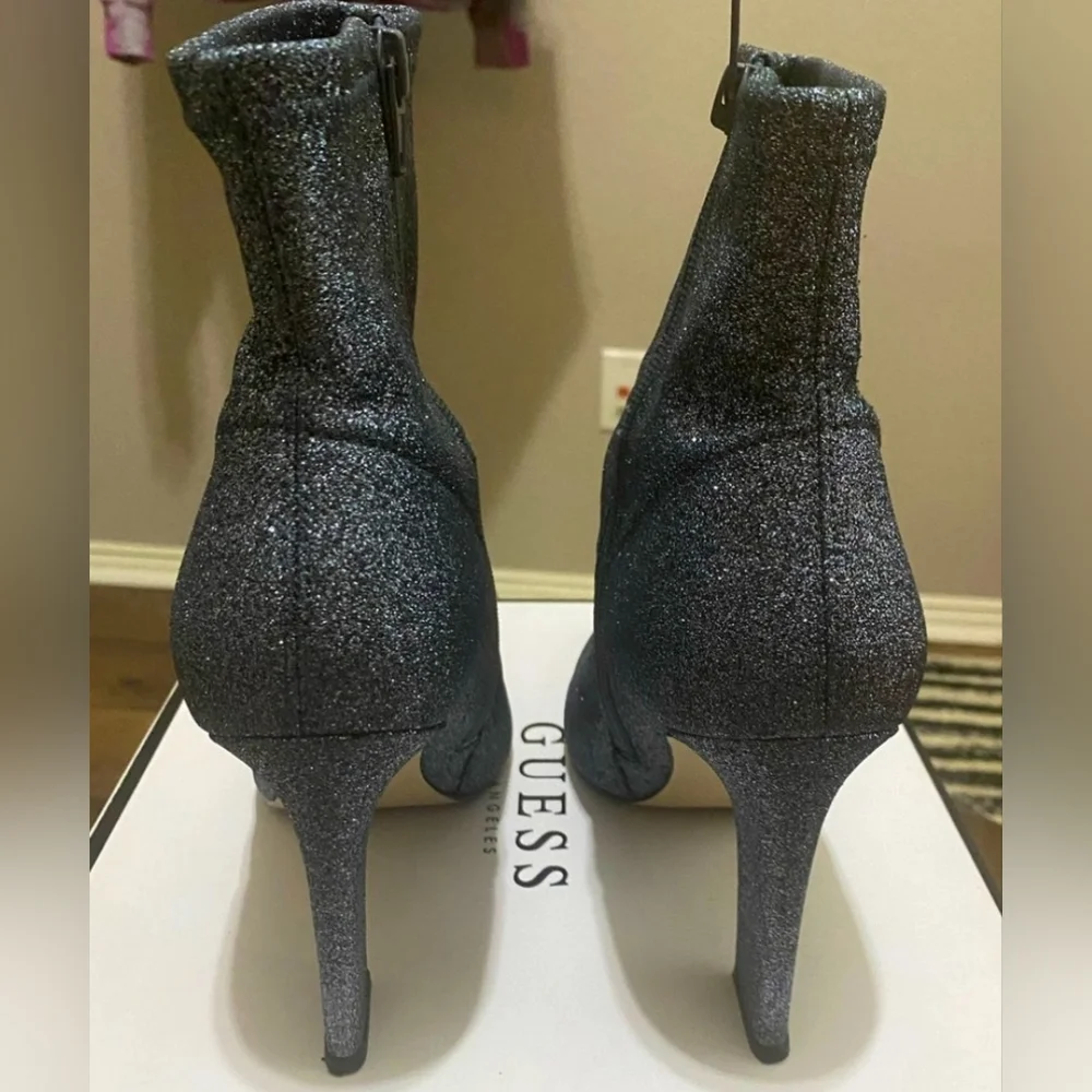 Guess Aspire Pewter Glitter Boots EUC - Picture 3 of 5